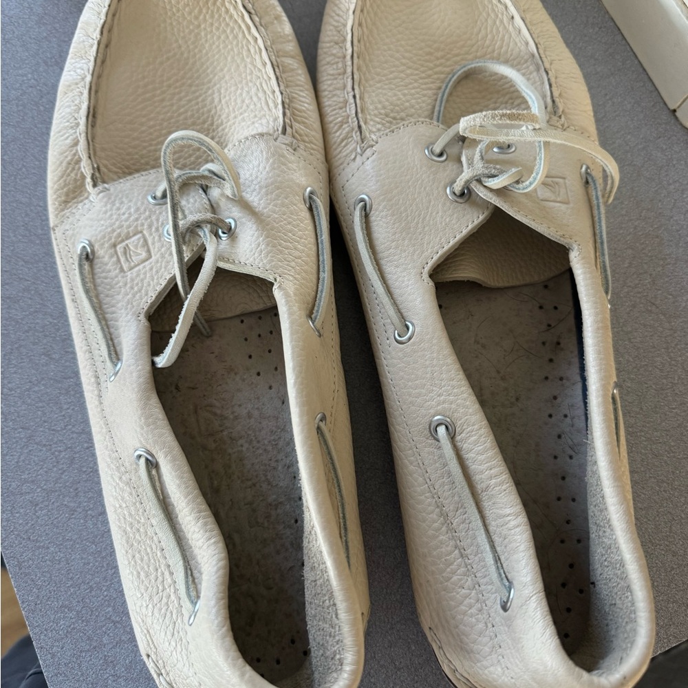Sperry boat shoes